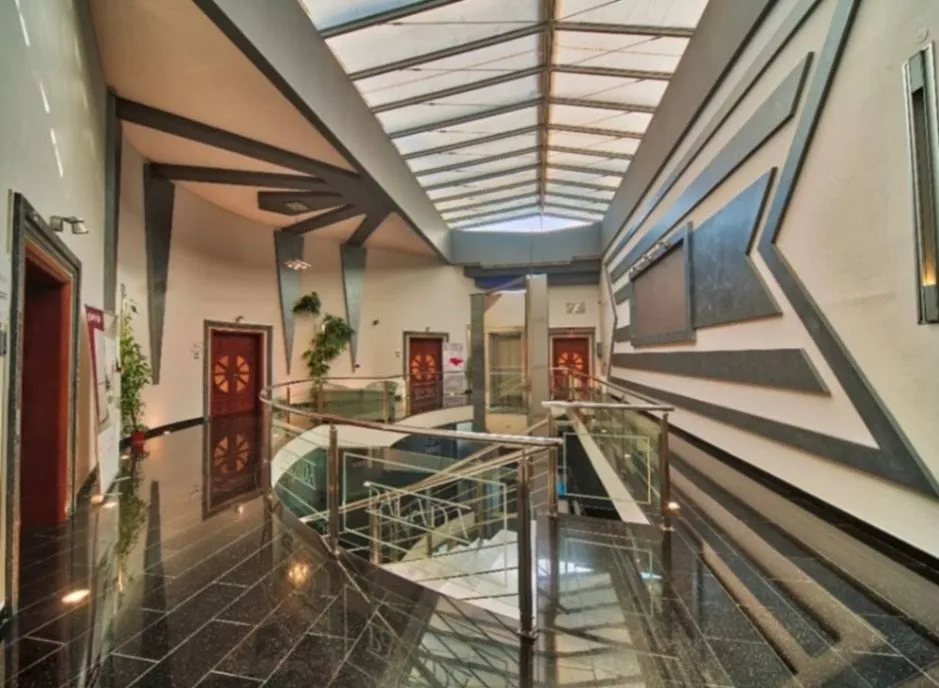 Rent, office space, 130m², Momišići, Podgorica