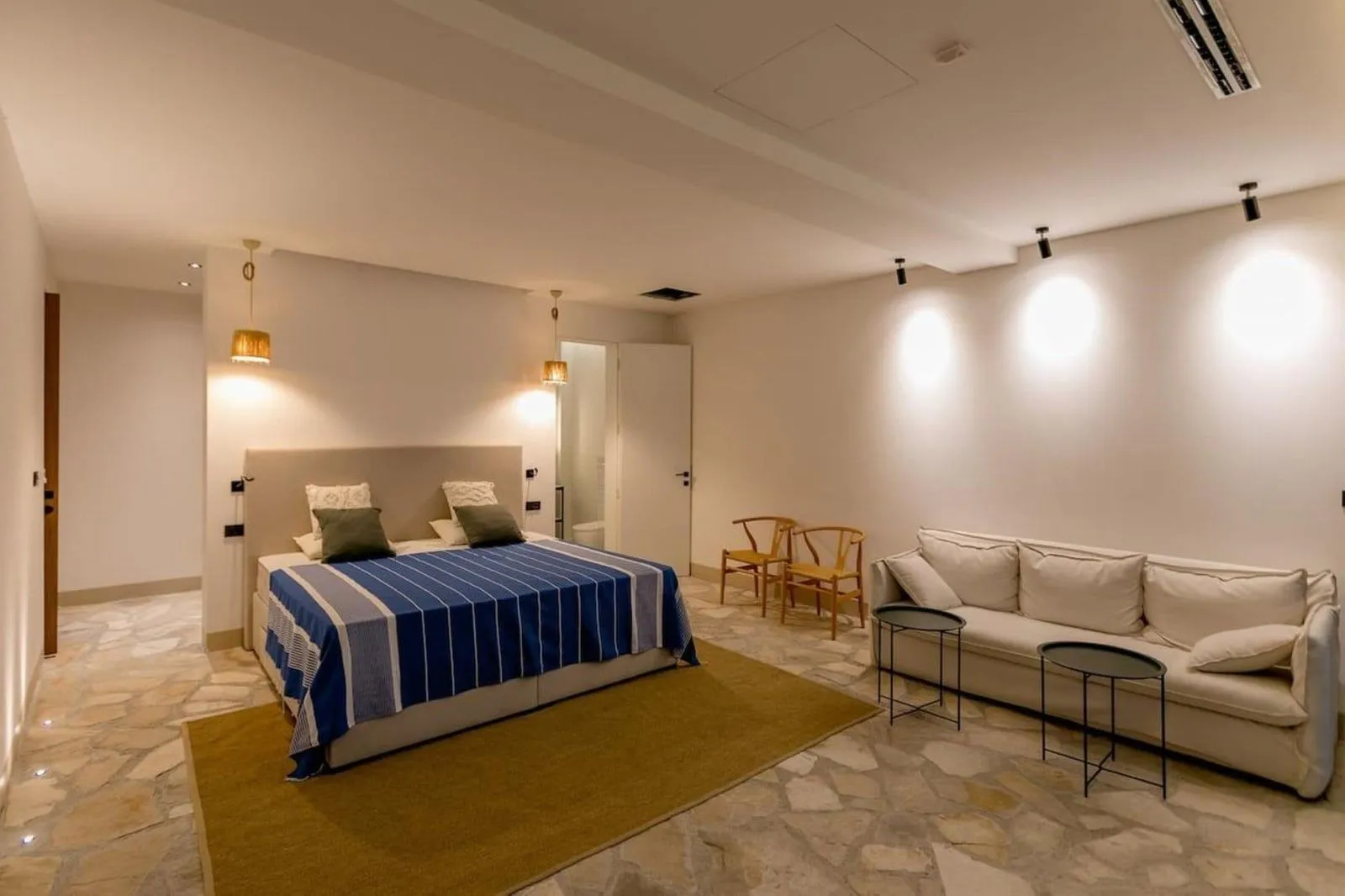 Prodaja, kuća, 676m², Đuraševići, Tivat