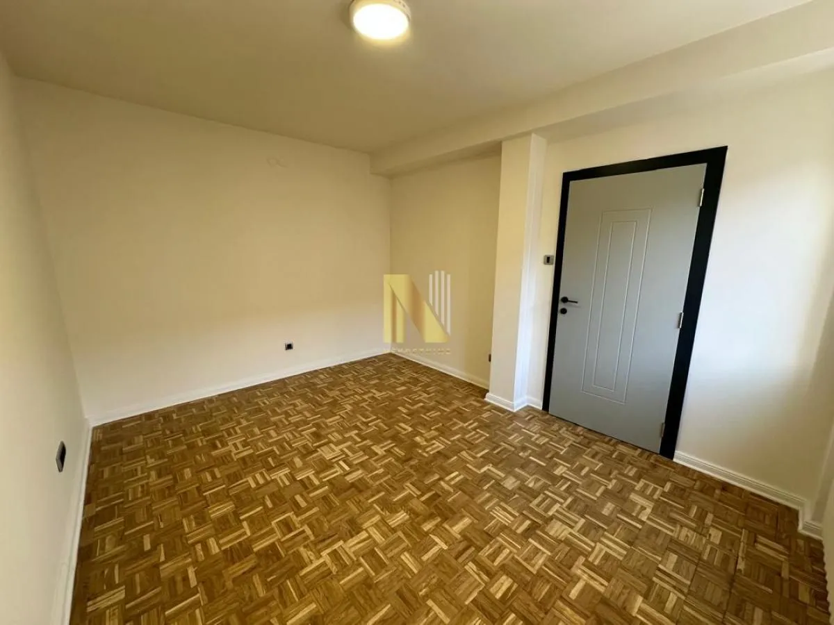 Prodaja, dvosoban stan, 64m², Adamovićevo Naselje, Novi Sad Sve Podlokacije