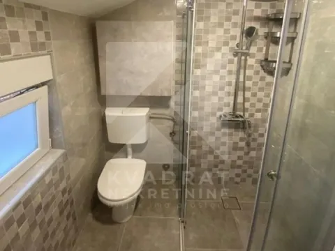 Izdavanje, trosoban stan, 120m², Preko Morače, Podgorica - image 7