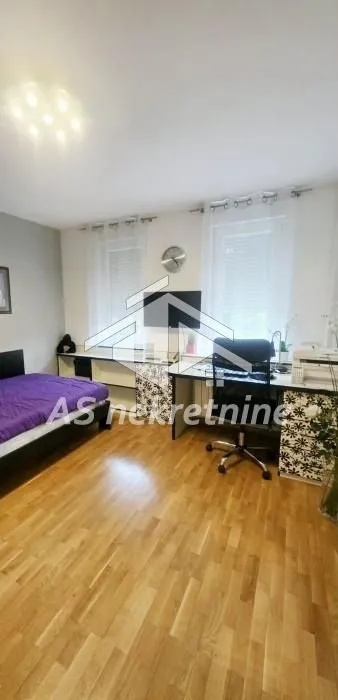 Rent, four bedroom apartment, 110m², Cerak, Beograd