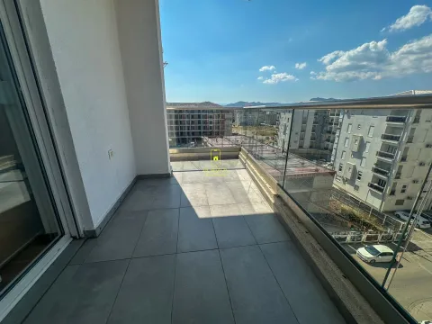 Rent, two bedroom apartment, 68m², Ljubović, Podgorica - image 10