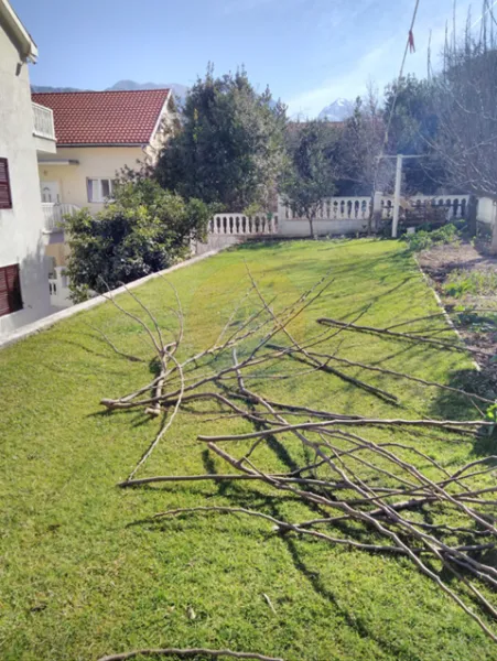 Sale, house, 800m², Stoliv, Kotor