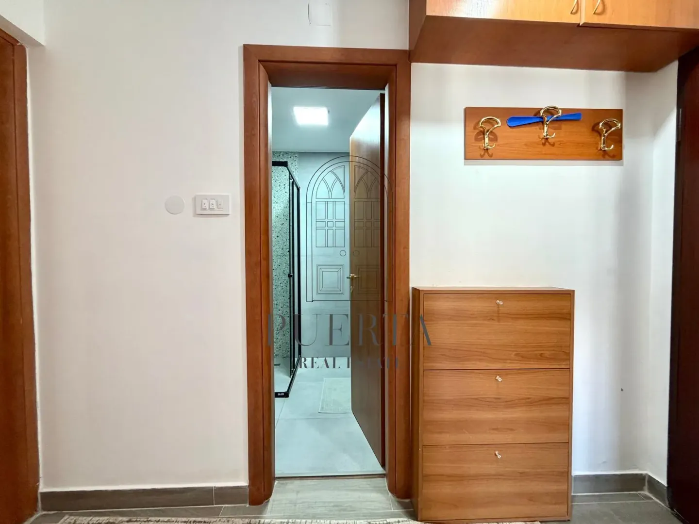 Izdavanje, dvosoban stan, 50m², Zabjelo, Podgorica