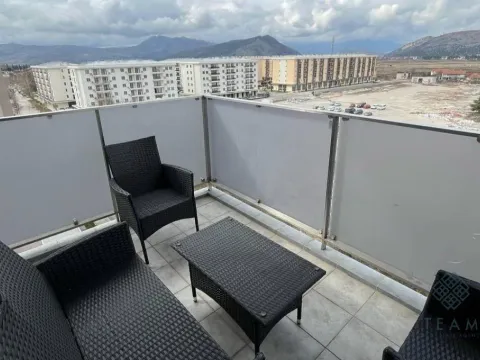 Izdavanje, jednosoban stan, 55m², City Kvart, Podgorica - image 11