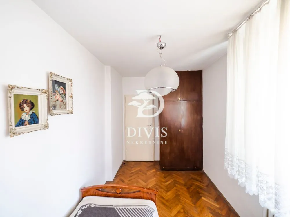 Prodaja, kuća, 103m², Dedinje Sve Podlokacije, Beograd
