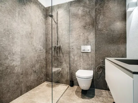 Izdavanje, kuća, 491m², Ljuta, Kotor - image 17