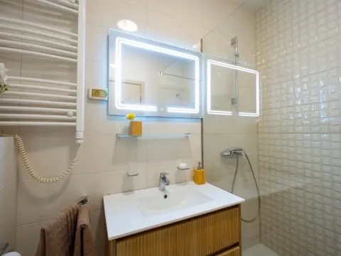 Rent, one bedroom apartment, 55m², City Kvart, Podgorica - image 6