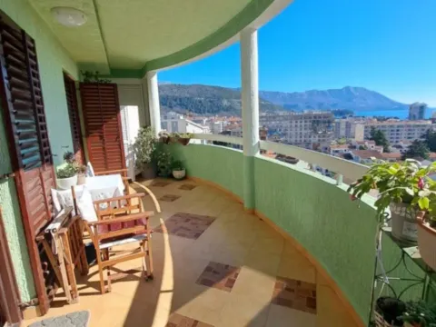 Sale, three bedroom apartment, 98m², Dubovica, Budva