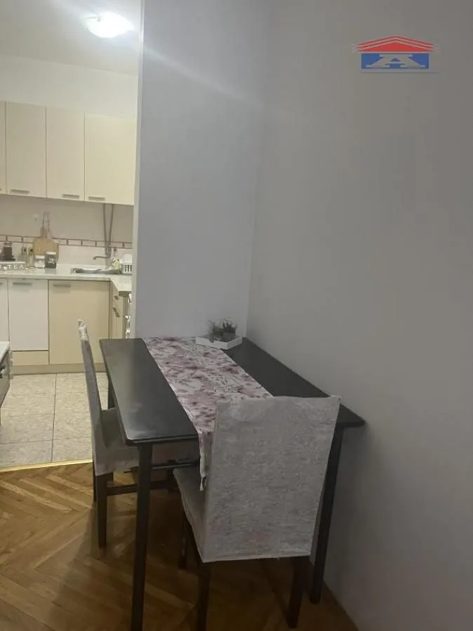 Izdavanje, garsonjera, 23m², Grbavica, Novi Sad Sve Podlokacije