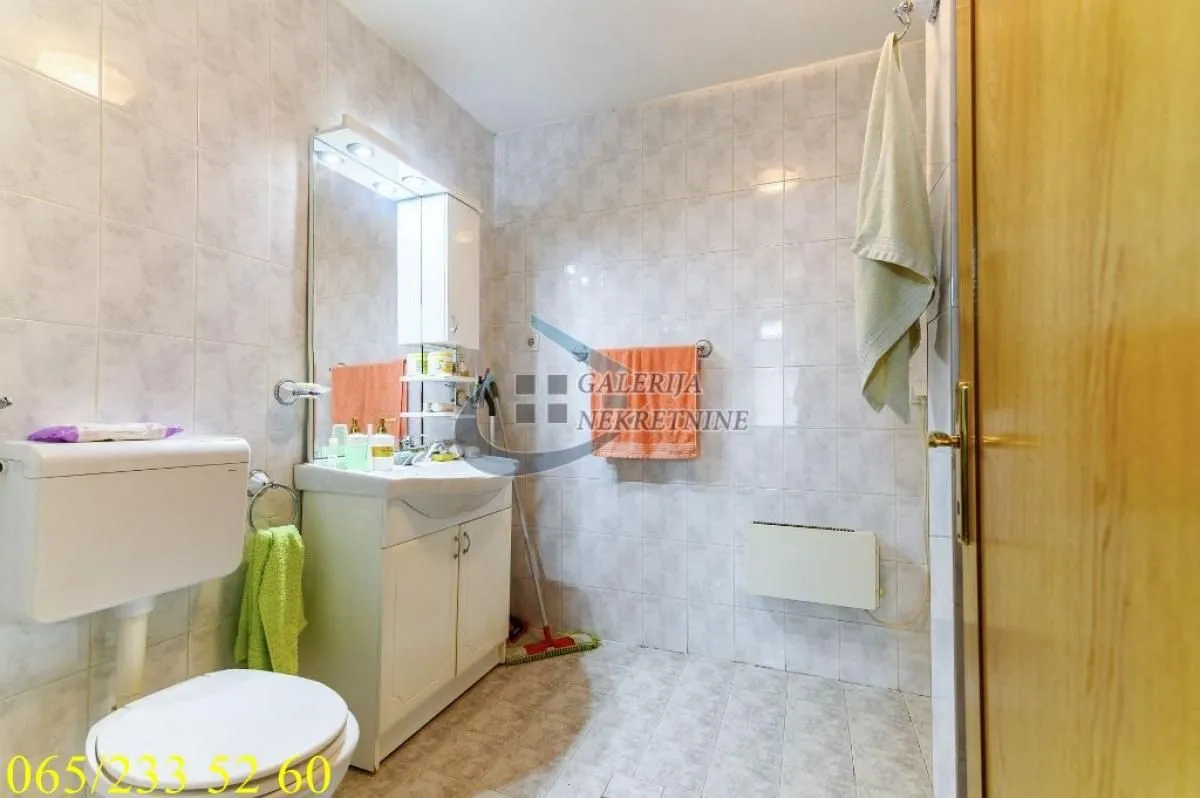 Prodaja, kuća, 300m², Dušanovac, Voždovac Sve Podlokacije