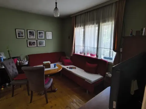 Sale, house, 368m², Podgorica, Crna Gora - image 1