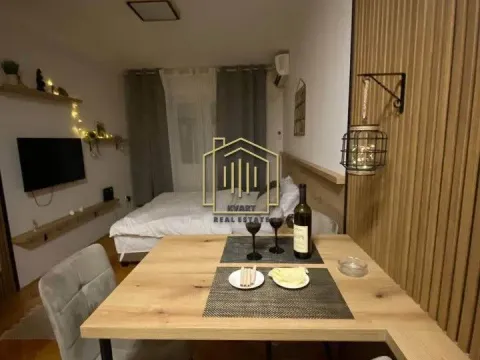 Prodaja, stan, 24m², Blok 6, Podgorica - image 8