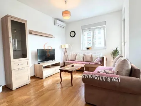 Izdavanje, stan, 70m², Zabjelo, Podgorica - image 1