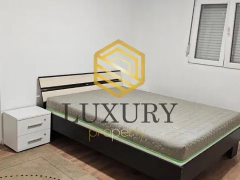 Izdavanje, kuća, 140m², Cijevna, Podgorica - image 10