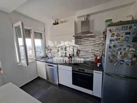 Sale, three bedroom apartment, 64m², Zemun Centar, Zemun Sve Podlokacije - image 8