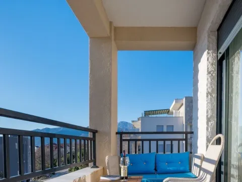 Sale, two bedroom apartment, 63m², Pod Kuk, Tivat - image 15