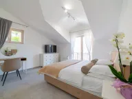 Izdavanje, kuća, 315m², Tivat, Crna Gora - image 4
