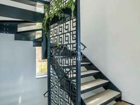 Sale, house, 227m², Blizikuće, Budva - image 18