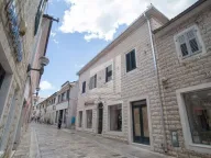 Prodaja, poslovni prostor, 102m², Herceg Novi, Crna Gora - image 4