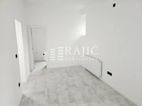 Prodaja, četvorosoban stan, 140m², Vračar Sve Podlokacije, Beograd - image 3