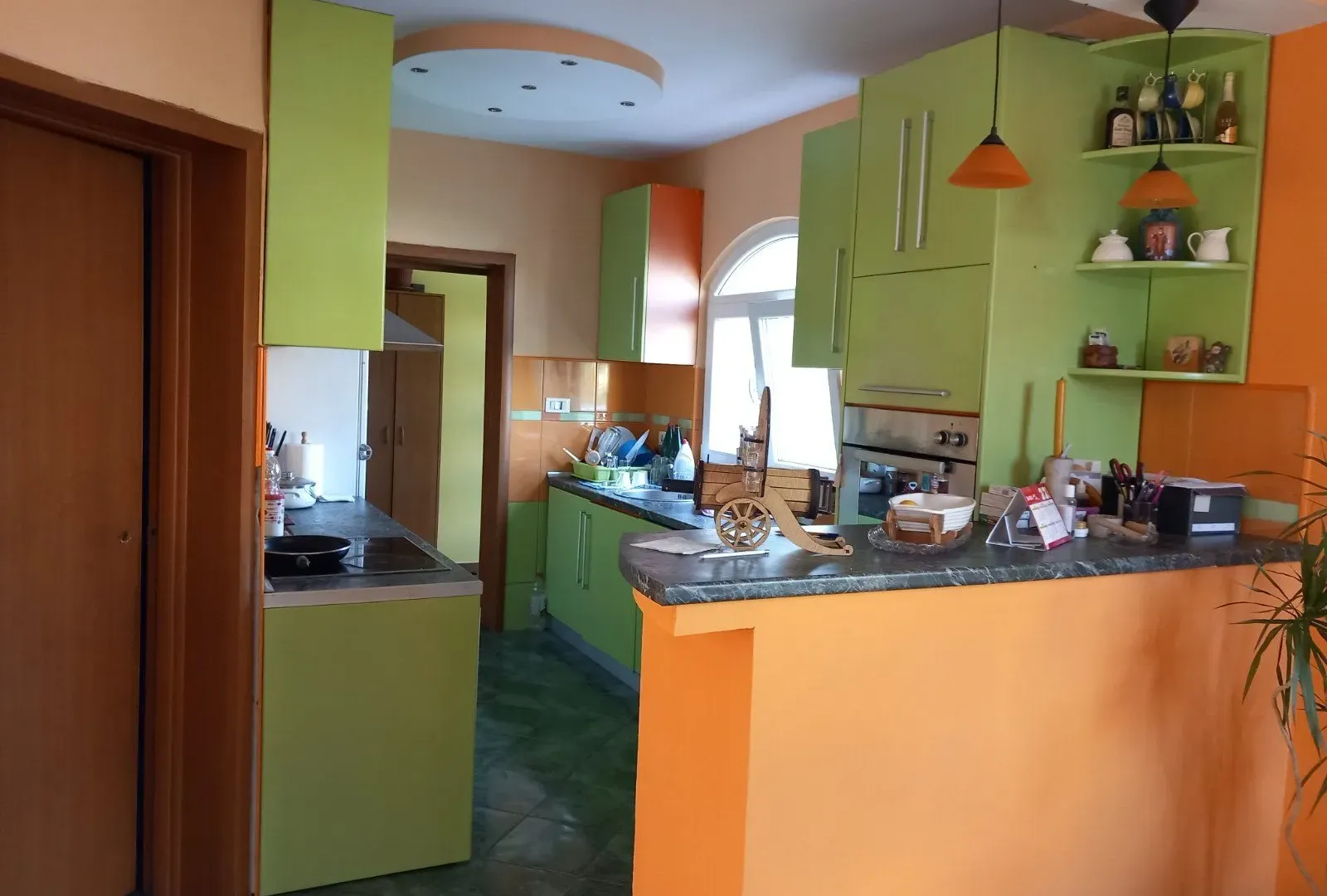 Prodaja, kuća, 180m², Podgorica, Crna Gora