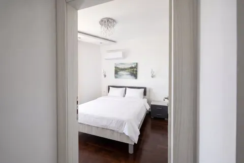 Rent, four bedroom apartment, 91m², Bečići, Budva - image 18