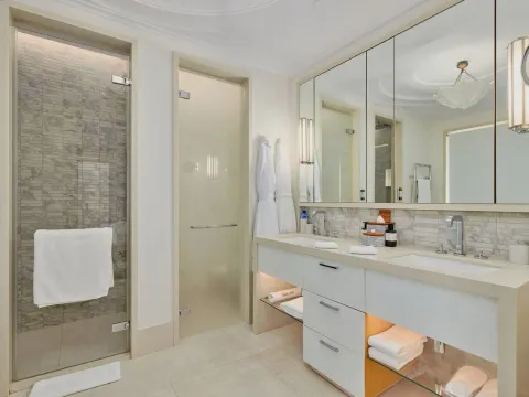 Sale, three bedroom apartment, 228m², Porto Montenegro, Tivat - image 9