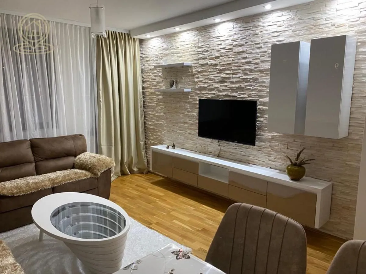Rent, two bedroom apartment, 66m², Crveni Krst, Niš