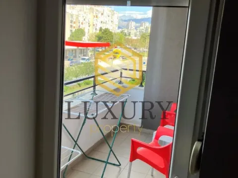 Izdavanje, jednosoban stan, 50m², Tuški Put, Podgorica - image 4