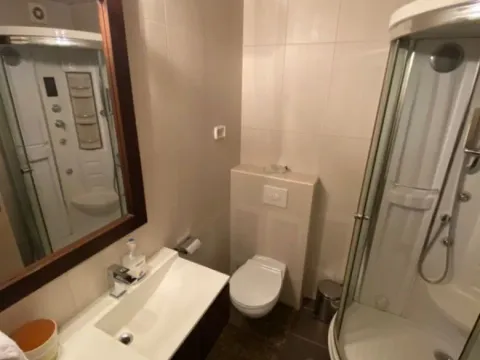 Izdavanje, trosoban stan, 120m², City Kvart, Podgorica - image 12