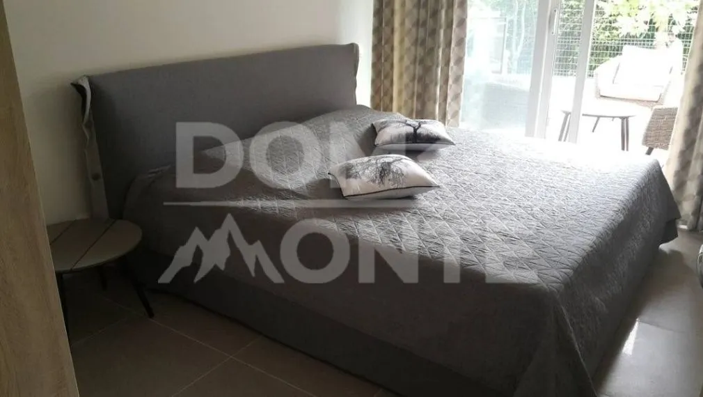Rent, three bedroom apartment, 110m², Seljanovo, Tivat