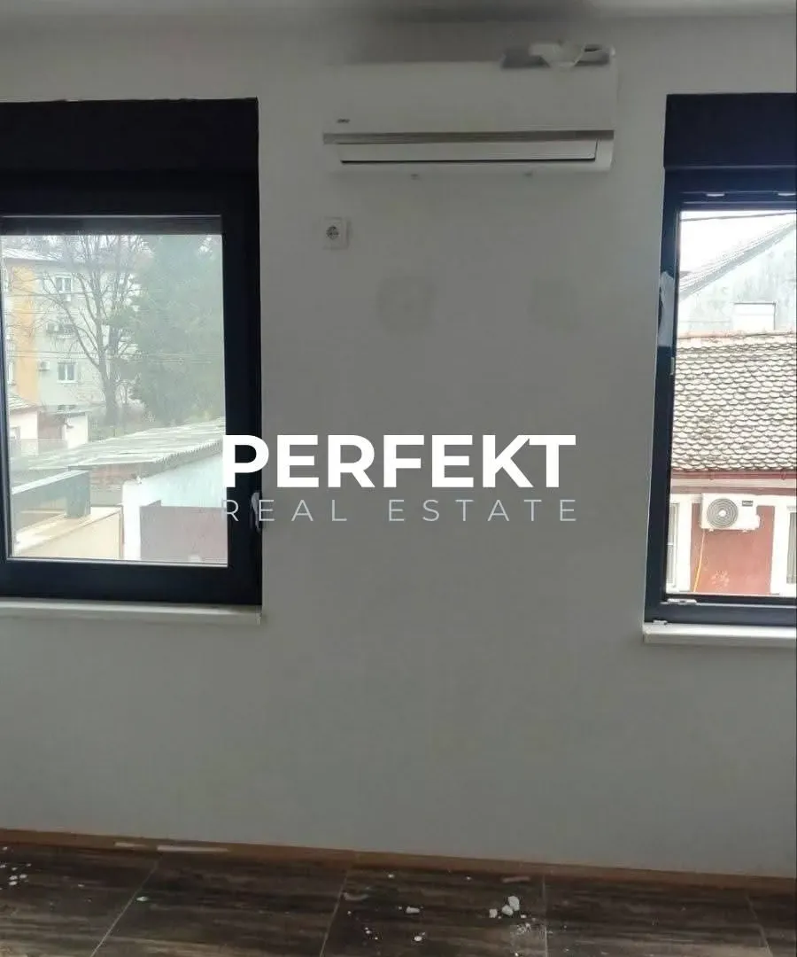 Izdavanje, dvosoban stan, 60m², Pančevo, Srbija