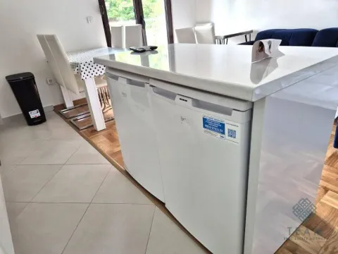 Sale, two bedroom apartment, 58m², Bečići, Budva - image 4