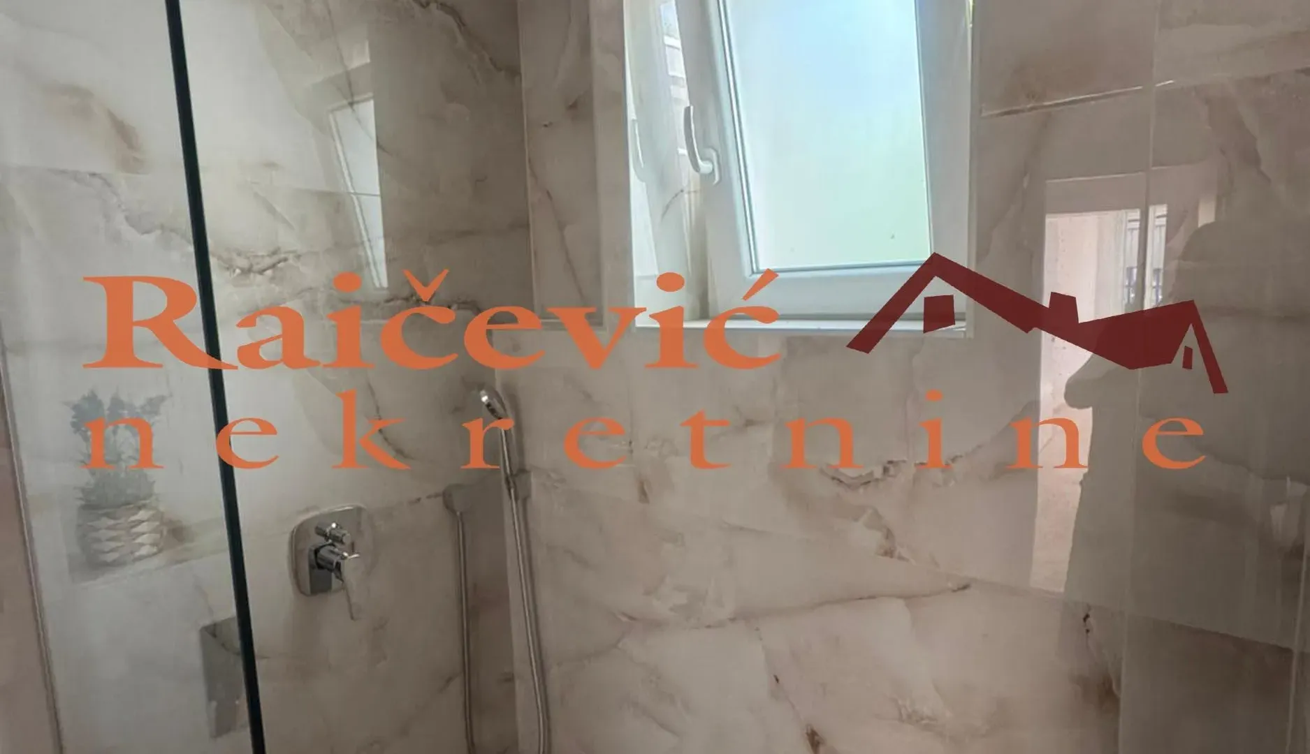 Prodaja, dvosoban stan, 45m², Centar, Požarevac