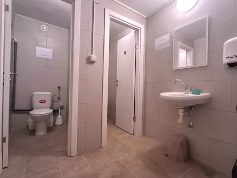 Sale, office space, 294m², Blok 5, Podgorica - image 15