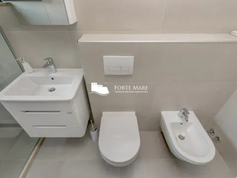 Sale, house, 236m², Njivice, Herceg Novi - image 2