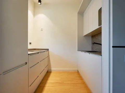 Rent, one bedroom apartment, 50m², Bečići, Budva - image 8
