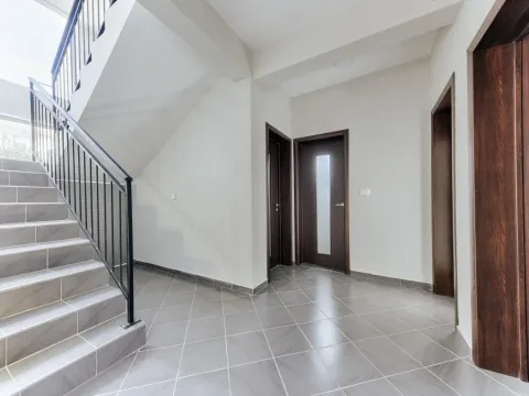 Prodaja, kuća, 250m², Utjeha, Bar - image 12