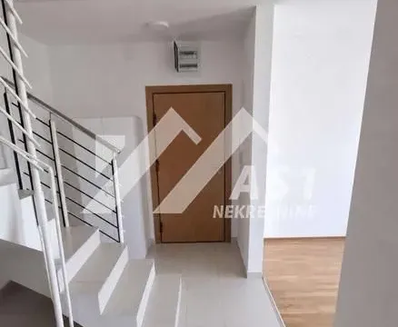 Izdavanje, trosoban stan, 74m², Podbara, Novi Sad Sve Podlokacije - image 10