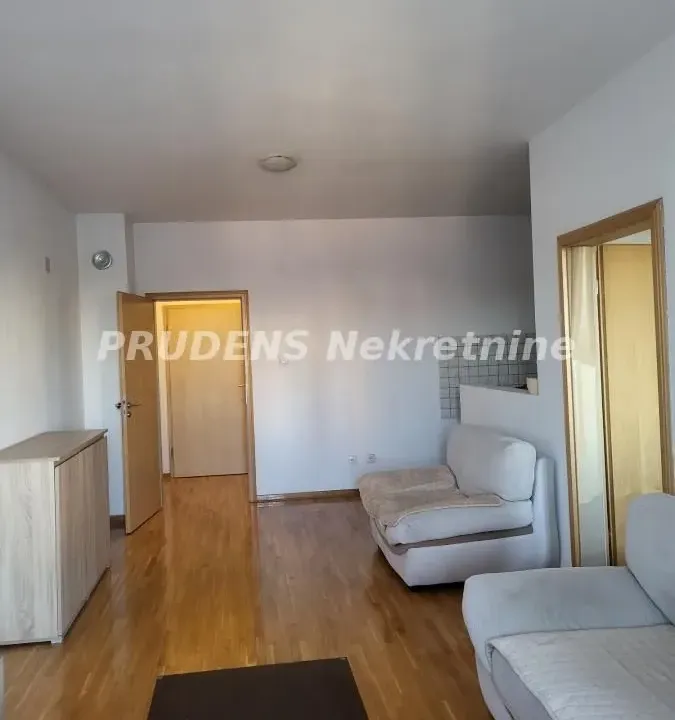 Rent, two bedroom apartment, 50m², Filmski Grad, Beograd