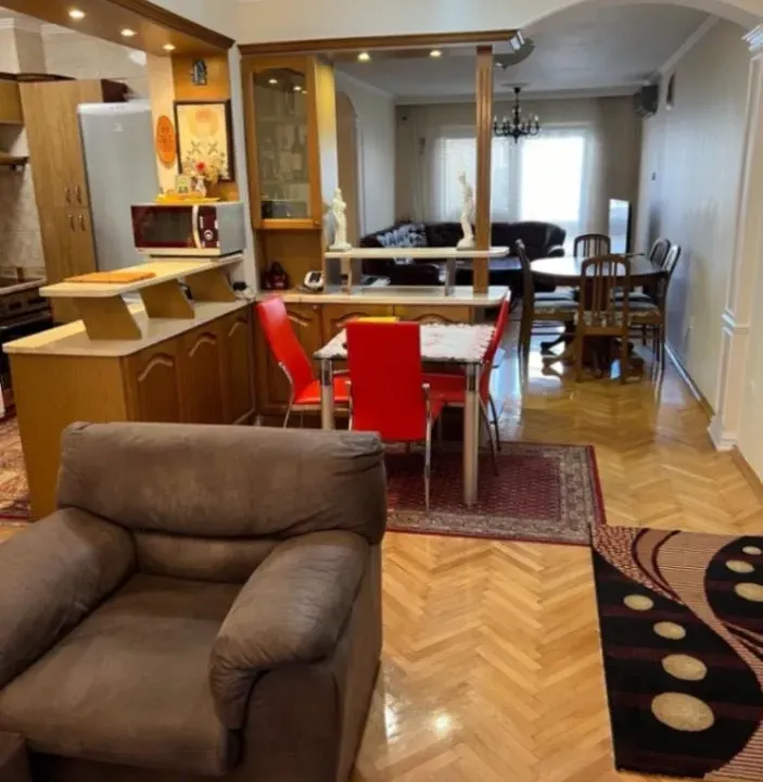 Prodaja, trosoban stan, 128m², Adok, Budva