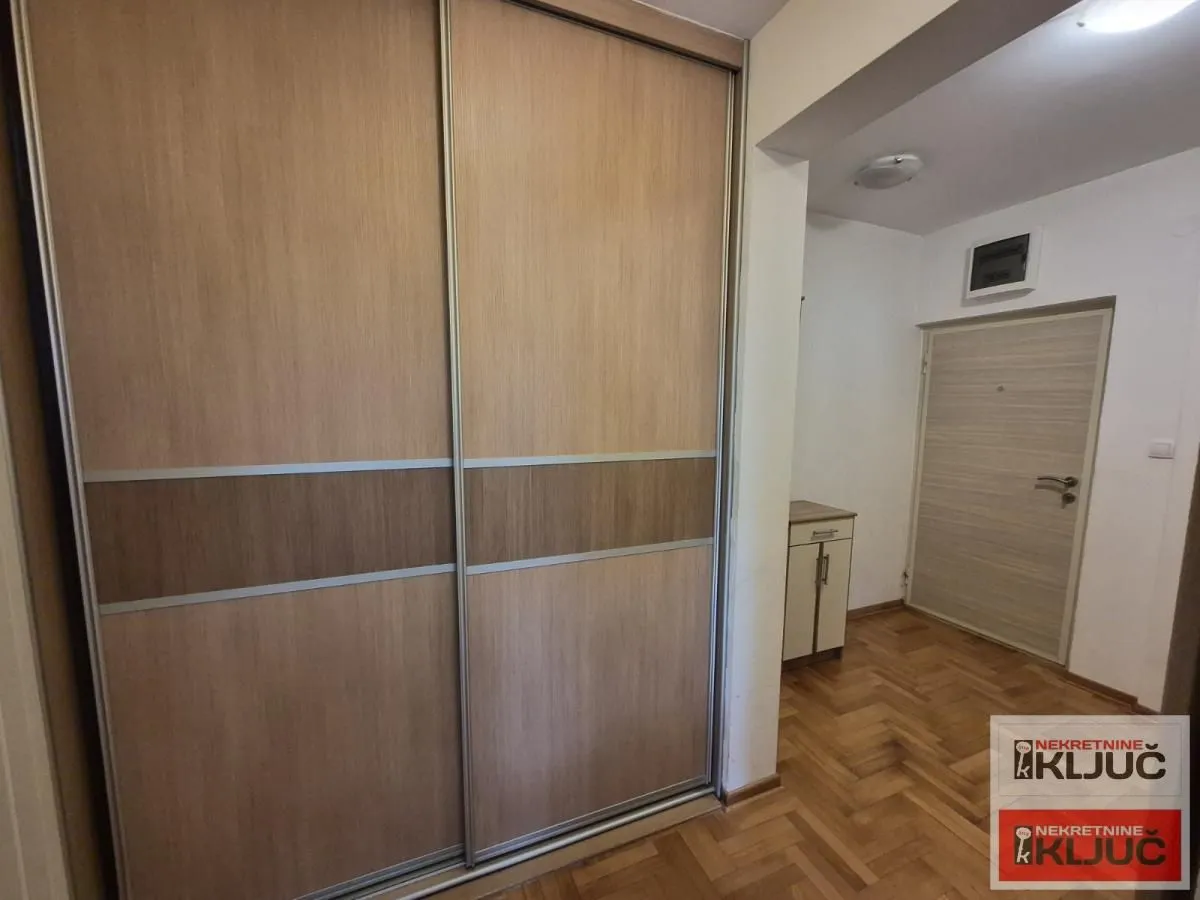Prodaja, jednosoban stan, 42m², Novo naselje, Novi Sad