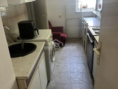 Prodaja, dvosoban stan, 49m², Karaburma, Palilula Sve Podlokacije - image 4