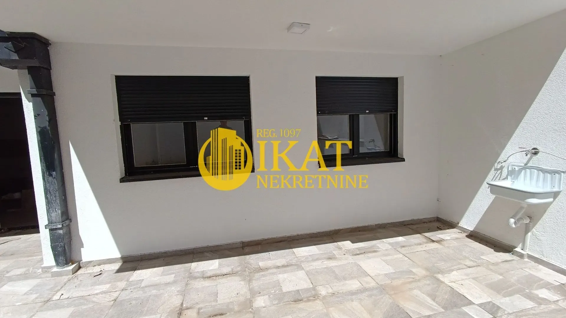 Prodaja, dvosoban stan, 104m², Dušanovac, Voždovac Sve Podlokacije