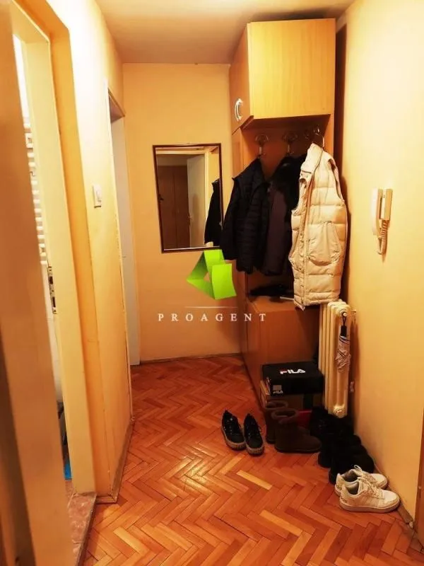 Prodaja, trosoban stan, 61m², Medijana, Niš