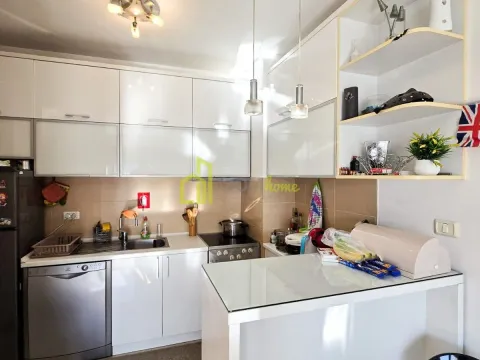 Sale, two bedroom apartment, 69m², Pobrežje, Podgorica - image 4