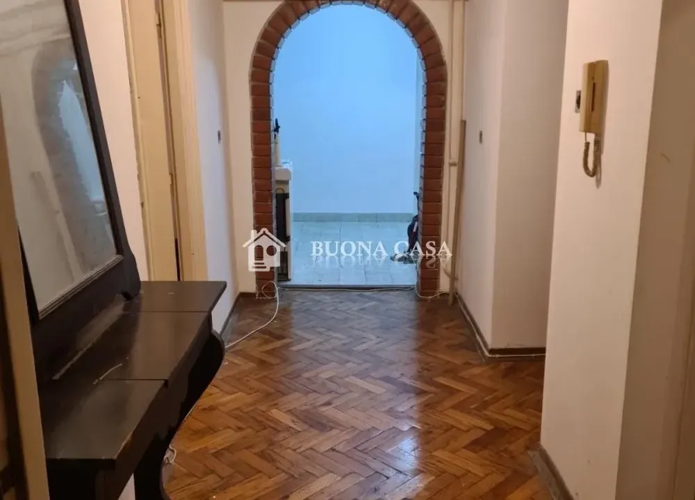 Sale, three bedroom apartment, 67m², Stari Grad, Beograd