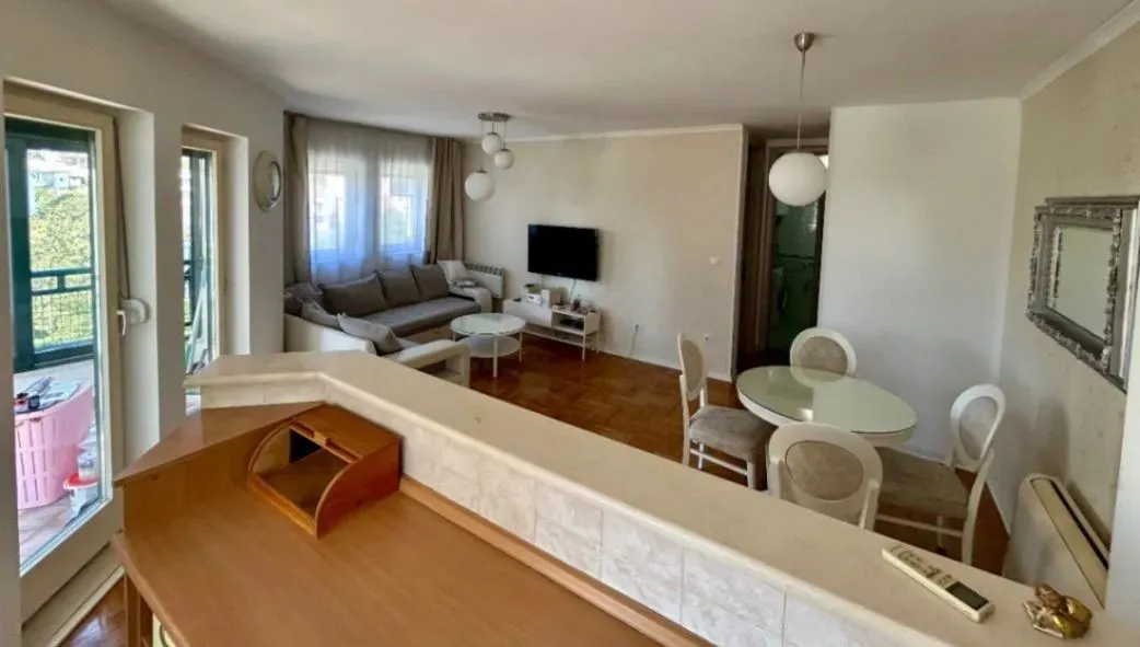 Rent, one bedroom apartment, 56m², Momišići, Podgorica