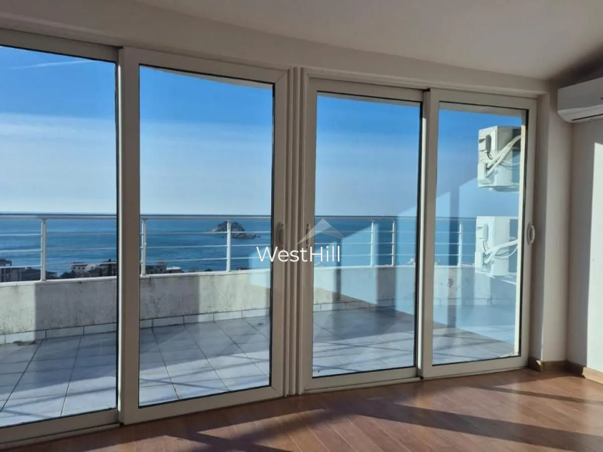 Prodaja, trosoban stan, 169m², Petrovac, Budva